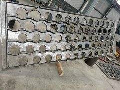 Radiant cast tube supports