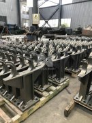 Cast tube sheet hangers