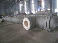 Outlet cold collector for fertilizer plant