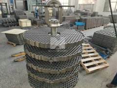 Multiple layer lift fixture