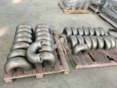 180 ° cast elbows 126*100*220mm material of 1.4848
