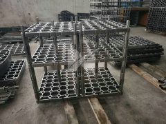 Heat treatment fixtures made of material 2.4879