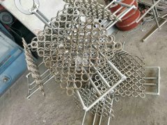 Cast intermediate grid for heat furnace