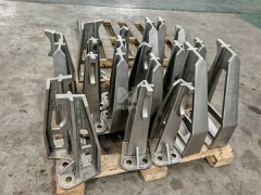 Cast tube support wit