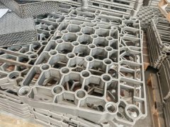 Cast Tray & Cast 
